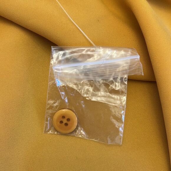 Mimosa gold long sleeve button front blouse Size S NWOT - Picture 9 of 10